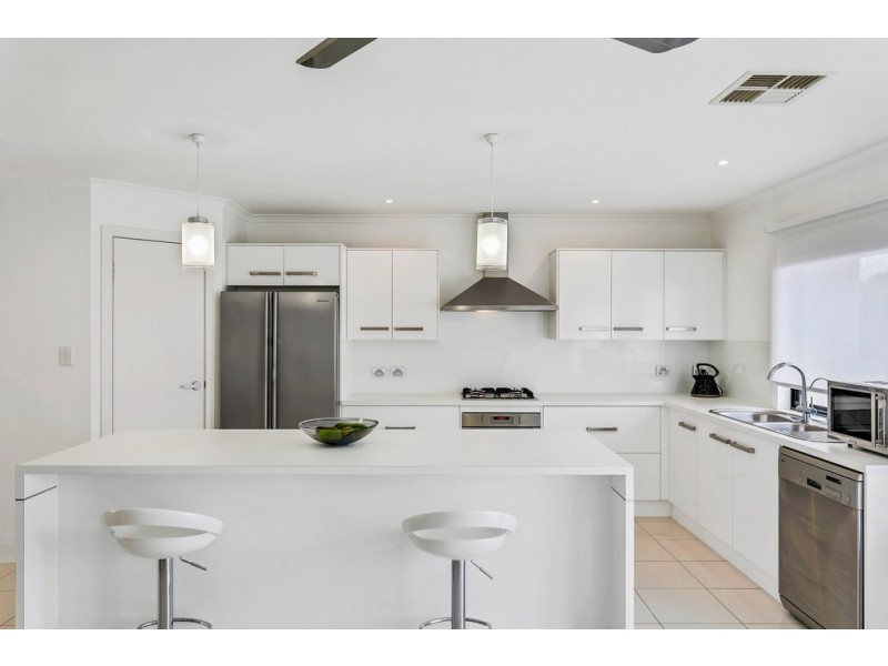 32 Thornbill Drive, Mount Barker SA 5251