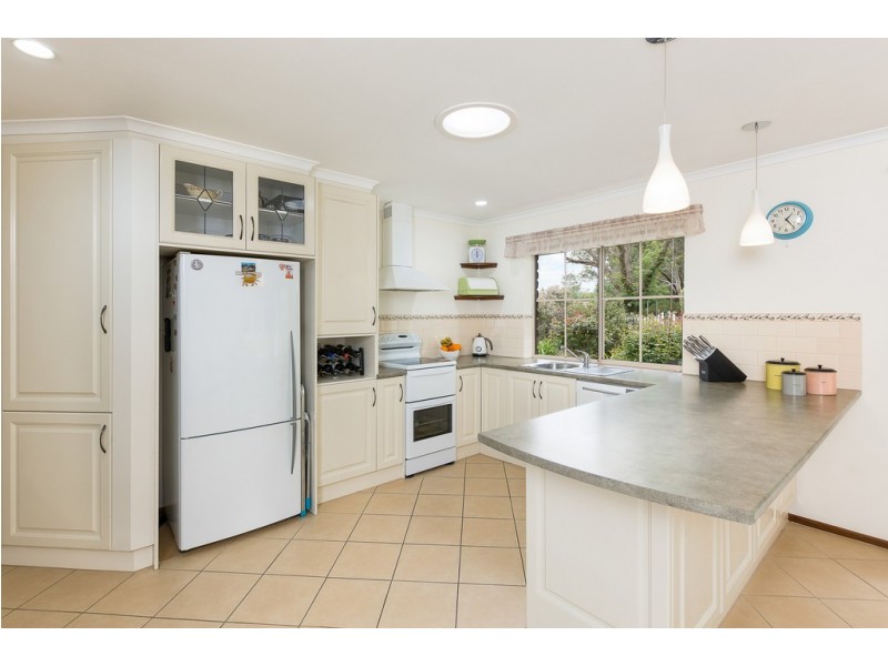 2 McLaren Flat Rd (cnr Glory Rd), Kangarilla SA 5157