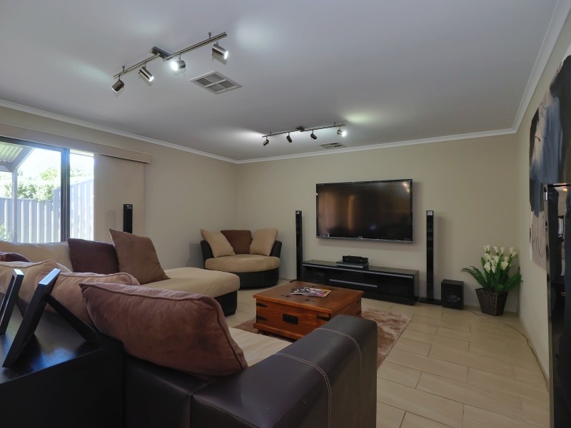 11 Pollard Street, Mount Barker SA 5251