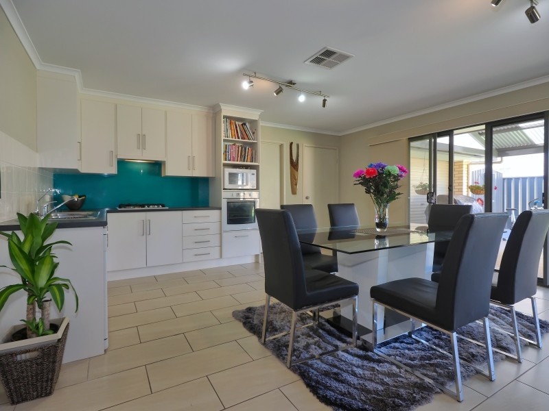 11 Pollard Street, Mount Barker SA 5251