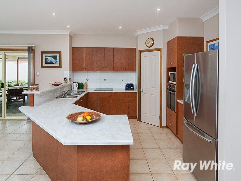 31 Waterford Avenue, Mount Barker SA 5251