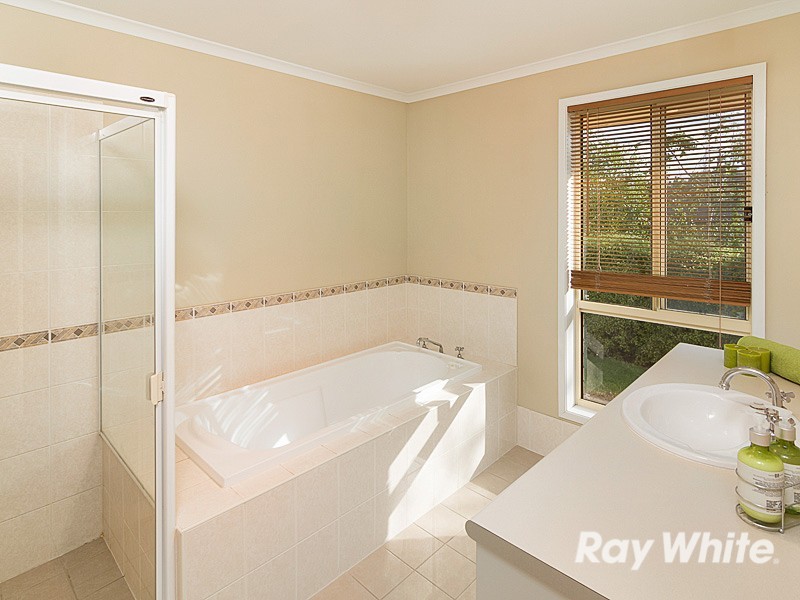 3 Barrow Court, Mount Barker SA 5251