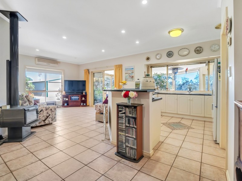 4 Burnbank Way, Mount Barker SA 5251