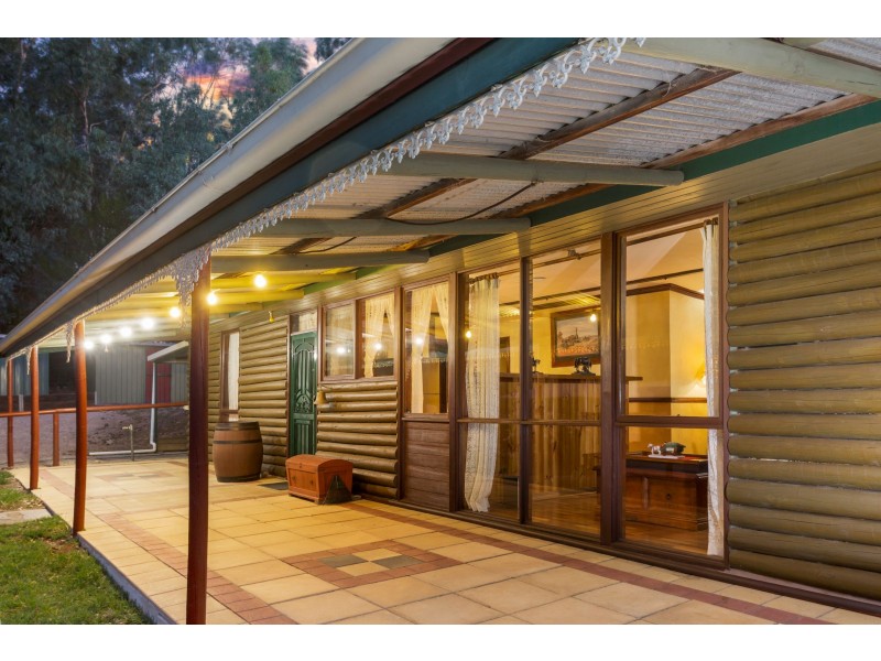 42 Cemetery Road, Scott Creek SA 5153