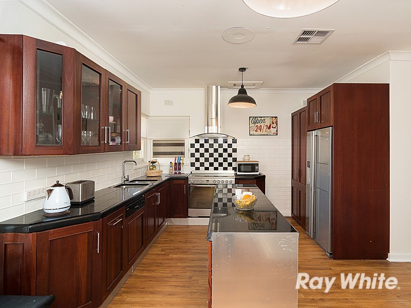 15 Hampden Road, Mount Barker SA 5251
