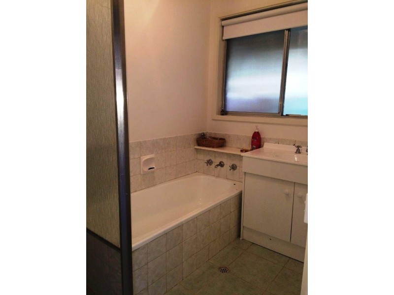 16 Pioneer Street, Littlehampton SA 5250