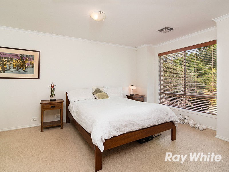 8 Bray Road, Mount Barker SA 5251