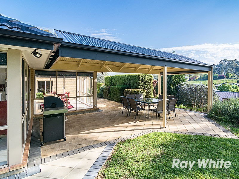 8 Bray Road, Mount Barker SA 5251