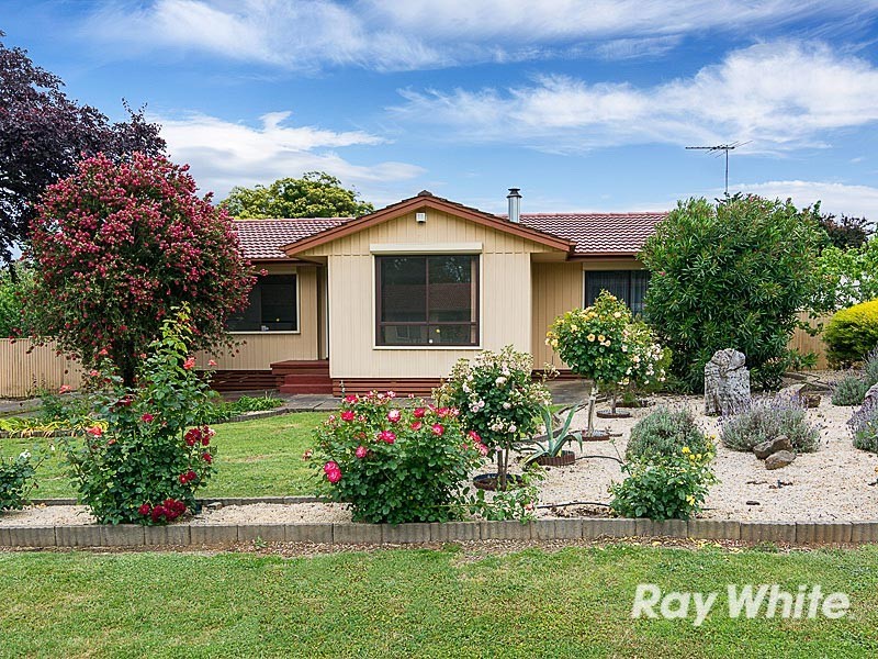 13 Poplar Crescent, Mount Barker SA 5251