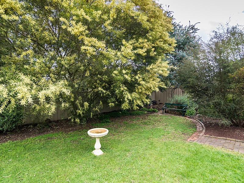 20 Victoria Road, Mount Barker SA 5251