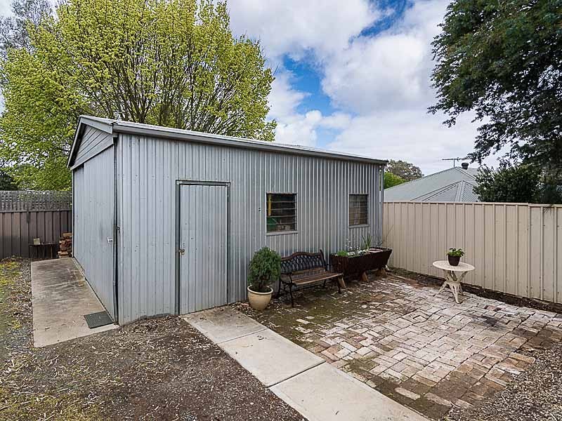 20 Victoria Road, Mount Barker SA 5251