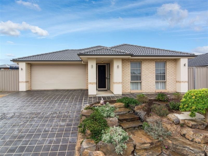 16 Belmont Crescent, Mount Barker SA 5251