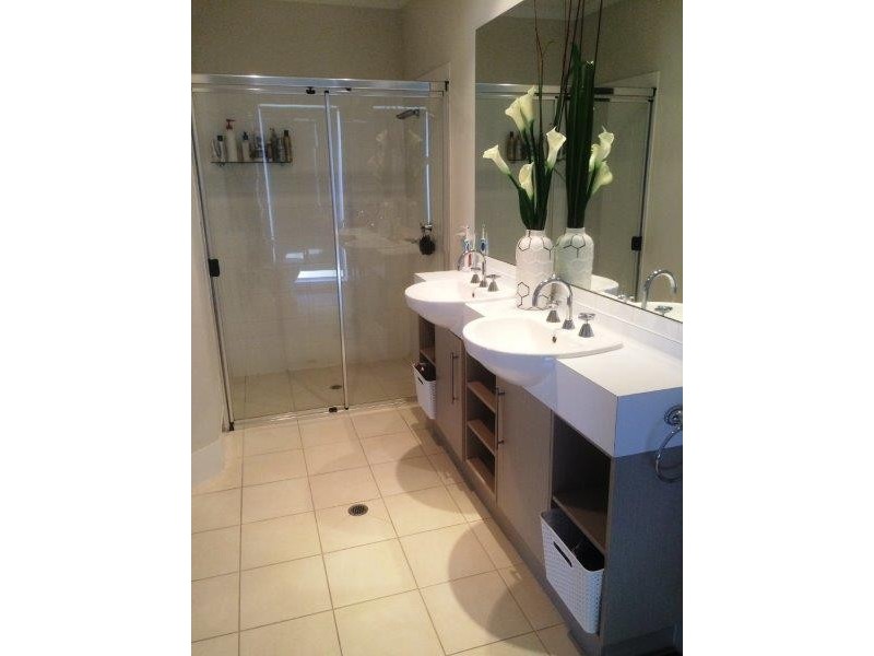 16 Belmont Crescent, Mount Barker SA 5251