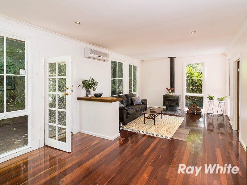 1 Renown Avenue, Crafers West SA 5152