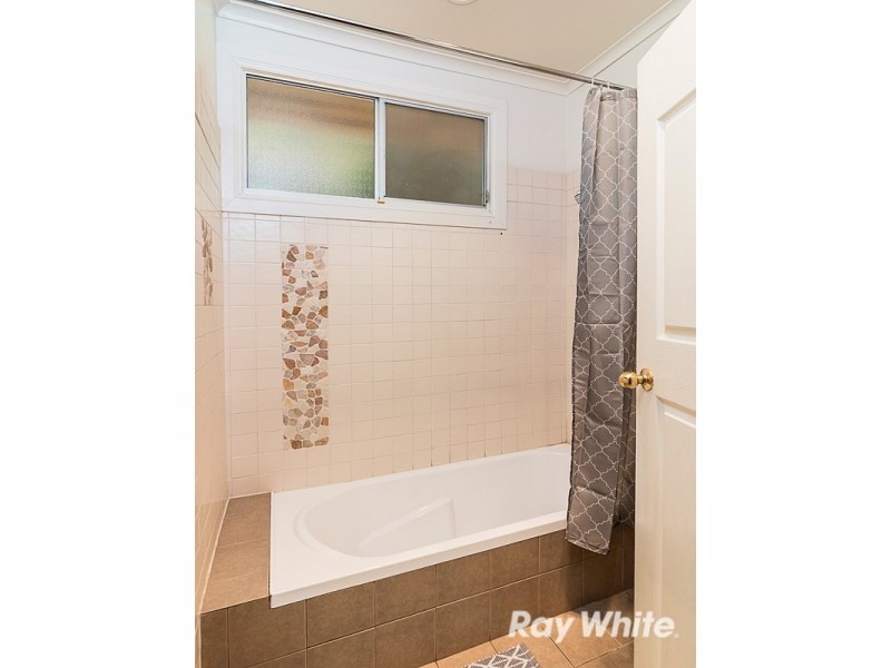 1 Renown Avenue, Crafers West SA 5152