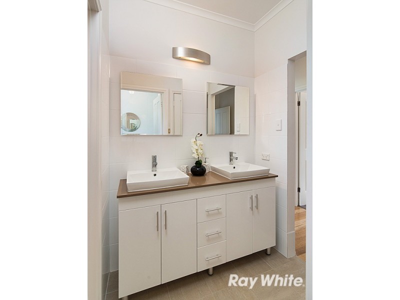 8 Burnbank Way, Mount Barker SA 5251