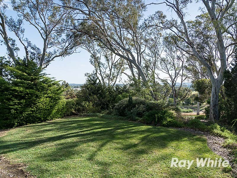 8 Burnbank Way, Mount Barker SA 5251