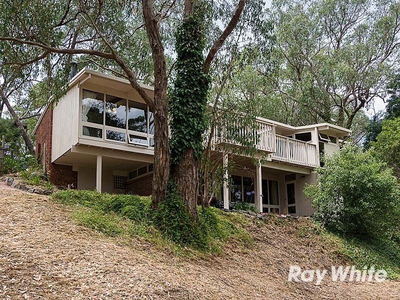 10 Elmstead Drive, Upper Sturt SA 5156