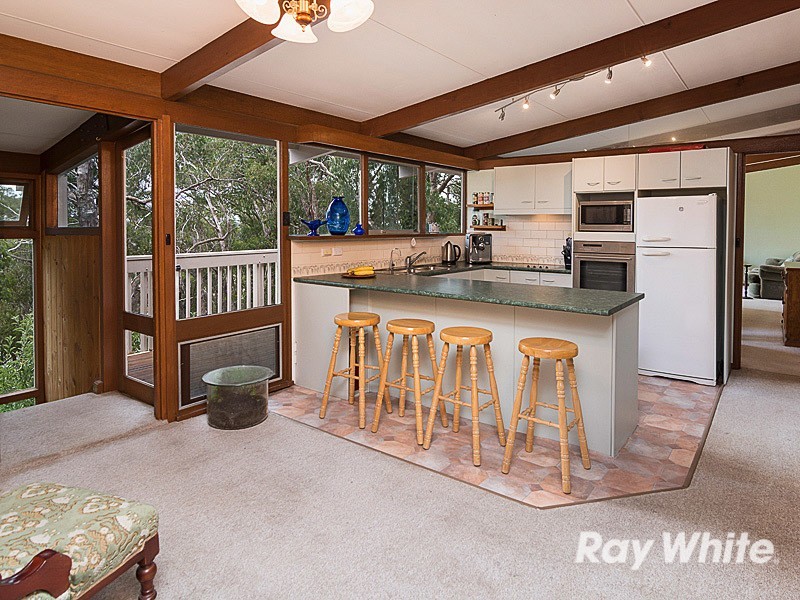 10 Elmstead Drive, Upper Sturt SA 5156