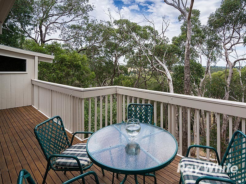 10 Elmstead Drive, Upper Sturt SA 5156