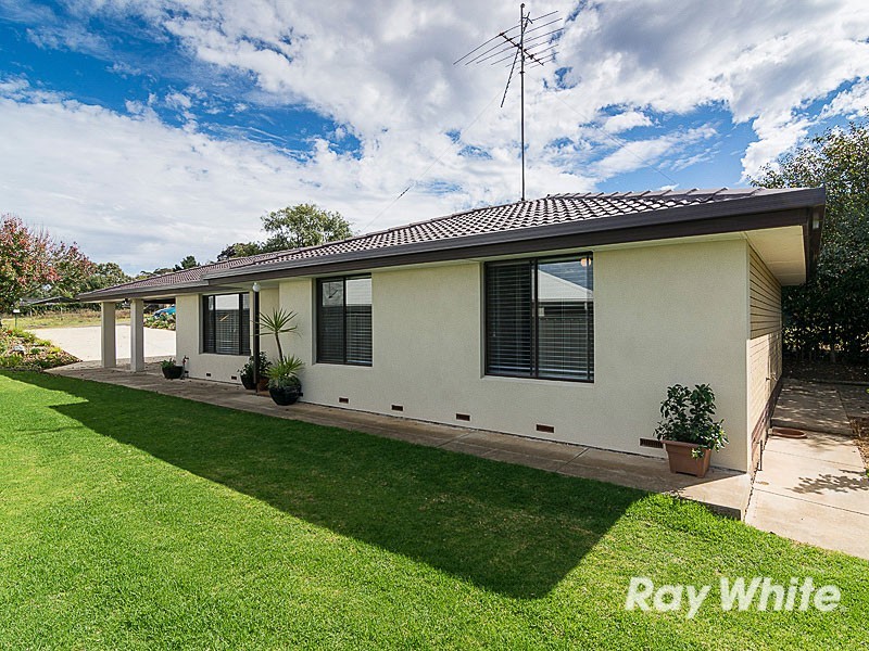 10 Hay Court, Mount Barker SA 5251