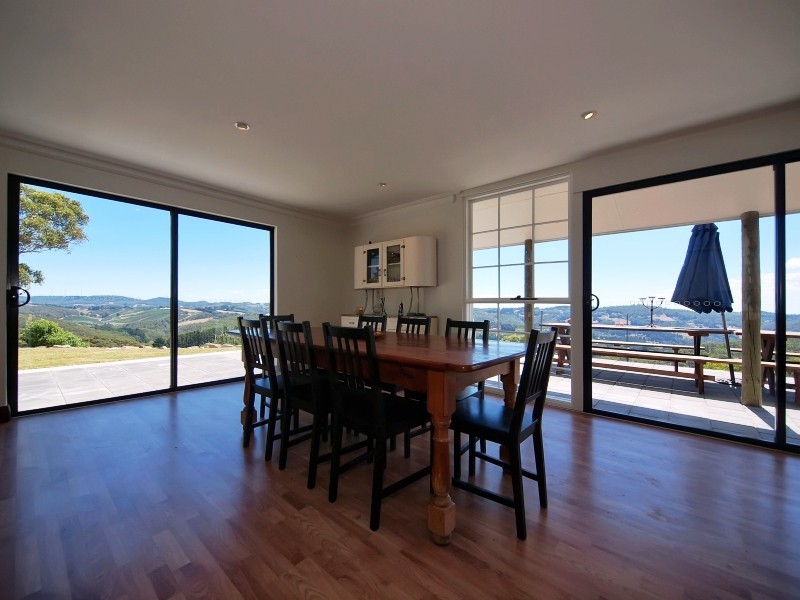 275 Deviation Road, Carey Gully SA 5144