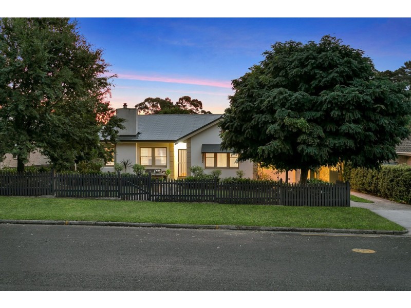 38 Hampden Road, Mount Barker SA 5251