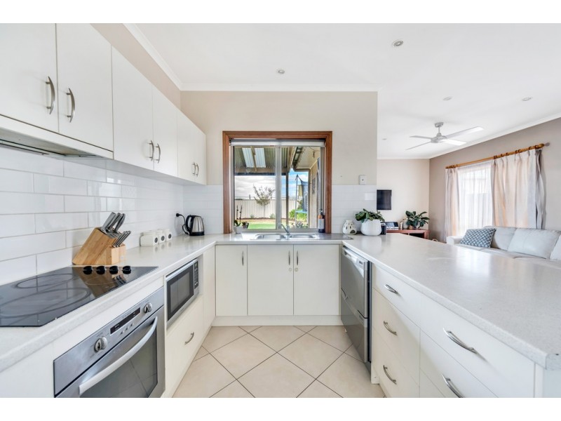 59 Strathmont Drive, Strathalbyn SA 5255