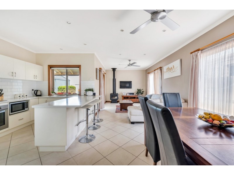 59 Strathmont Drive, Strathalbyn SA 5255