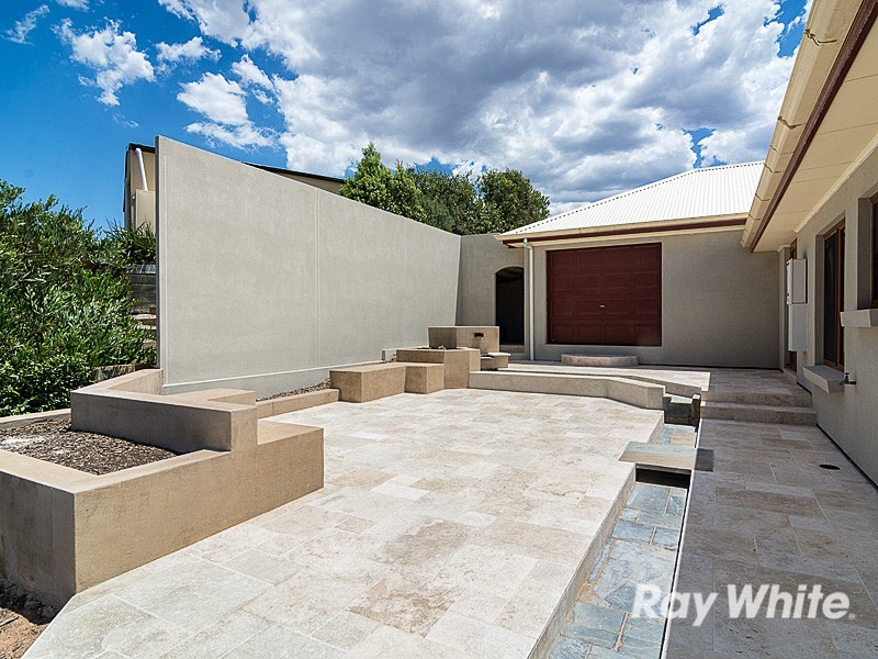 8 Schaefer Court, Mount Barker SA 5251
