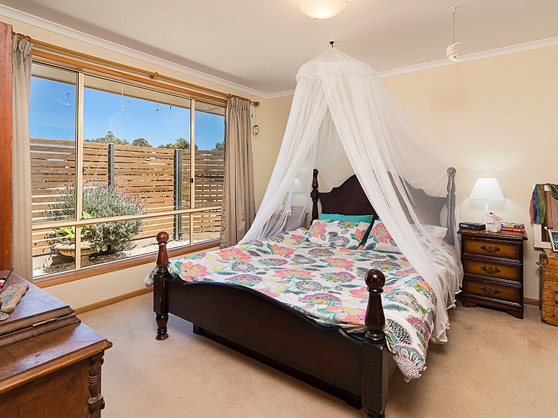 93 Phillips Hill Road, Paris Creek SA 5201