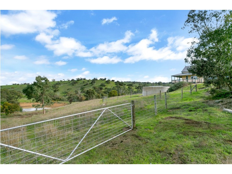 454 Cattle Route Road, Mount Barker Summit SA 5251
