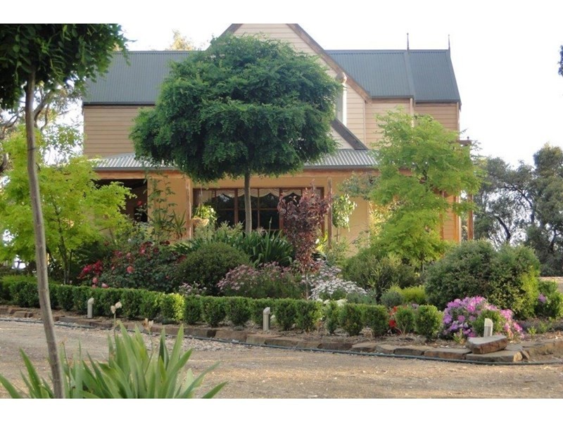 18 Cosgrove Rd, Macclesfield SA 5153