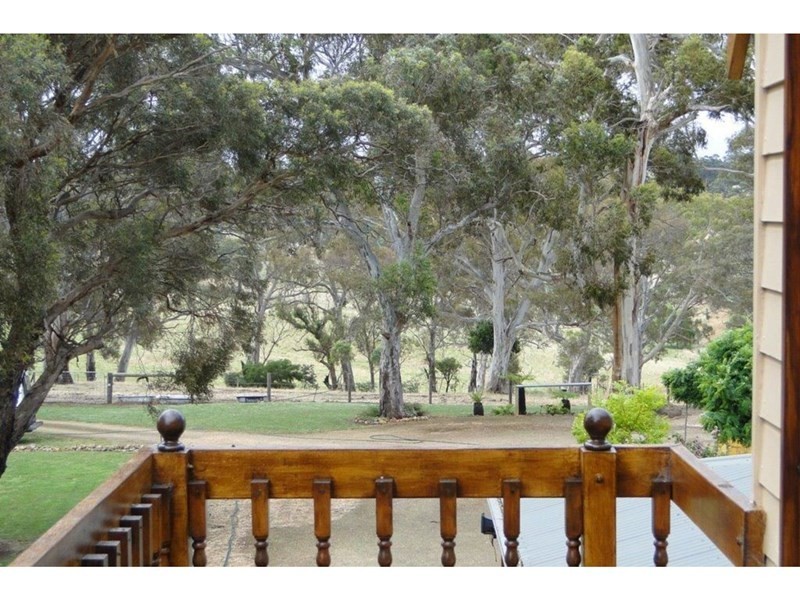 18 Cosgrove Rd, Macclesfield SA 5153