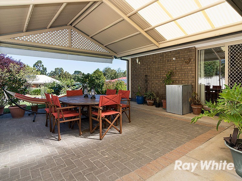 8 Lisa Court, Macclesfield SA 5153