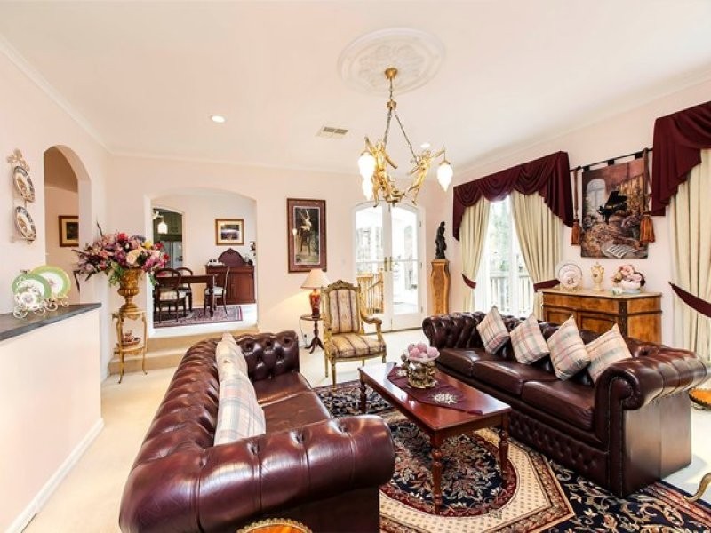 17 Bracken Road, Stirling SA 5152