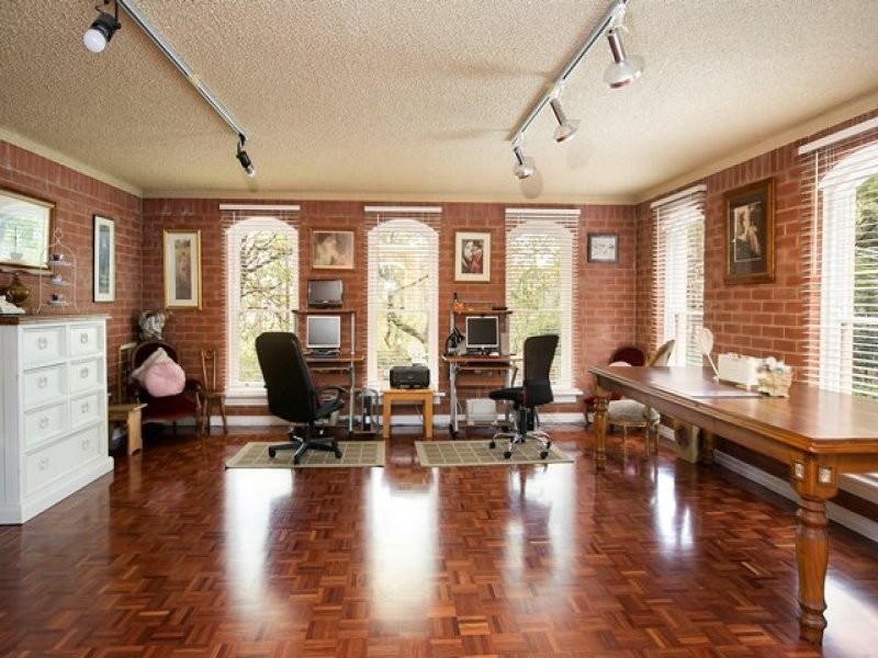 17 Bracken Road, Stirling SA 5152