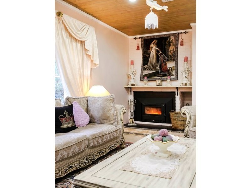 17 Bracken Road, Stirling SA 5152