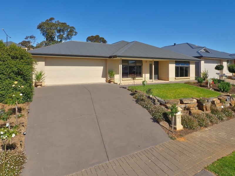 11 Pollard Street, Mount Barker SA 5251