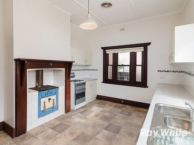 129 Hindmarsh Road, Victor Harbor SA 5211