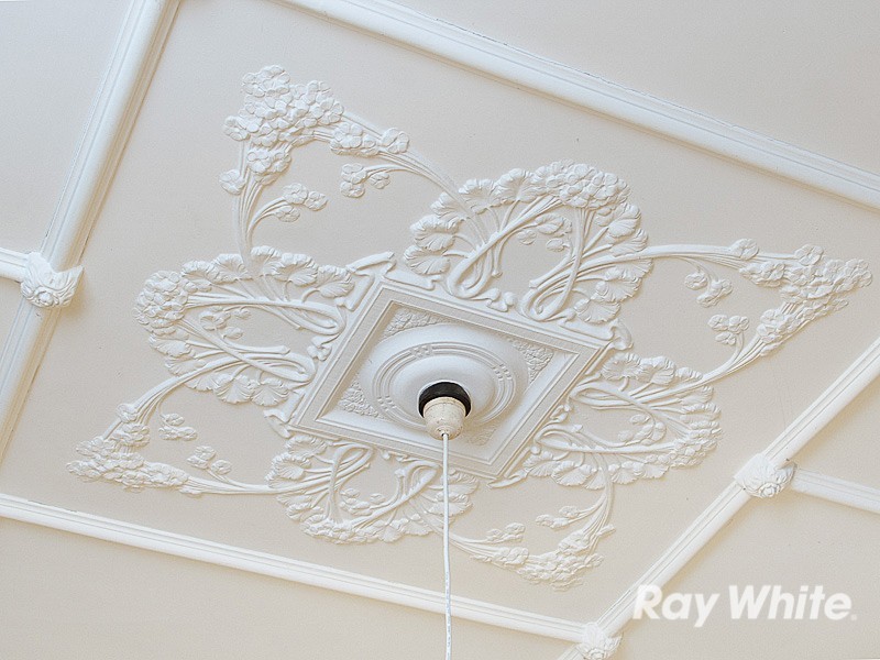 129 Hindmarsh Road, Victor Harbor SA 5211