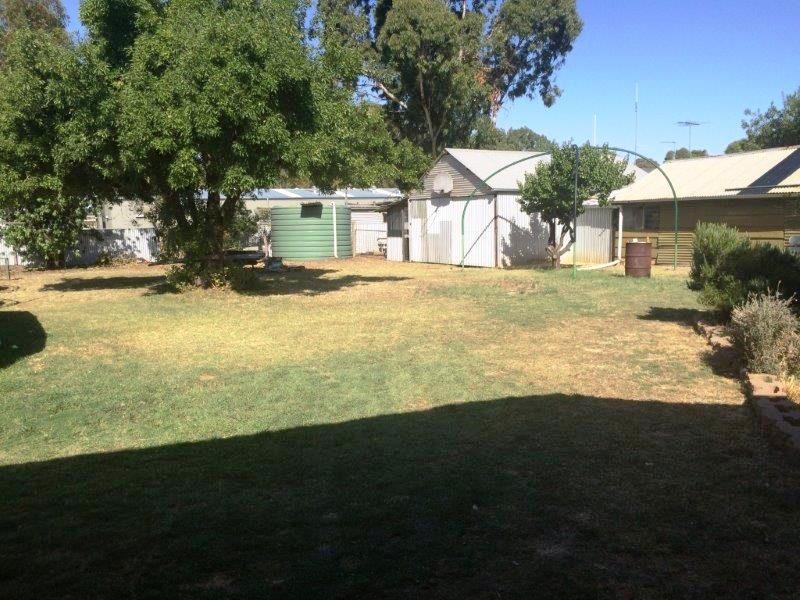 12 Langhorne Creek Rd, Strathalbyn SA 5255