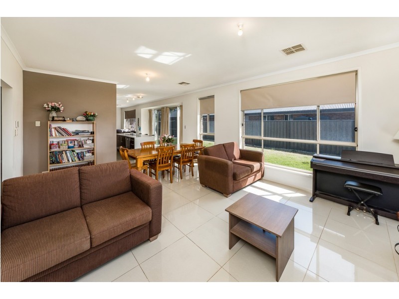 37 Barker Road, Mount Barker SA 5251