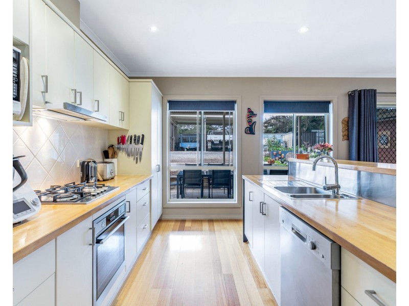 6 Avenue Road, Strathalbyn SA 5255