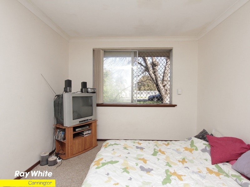 8 Tooting Street, Beckenham WA 6107