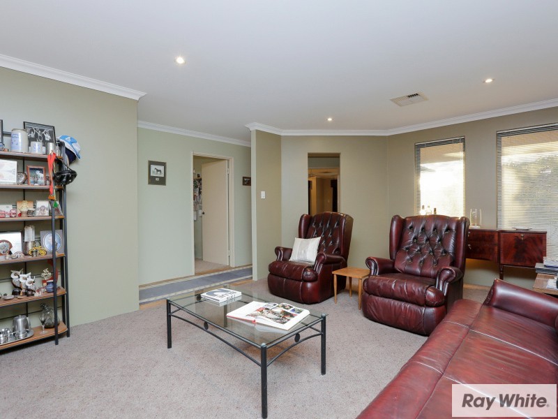 36 Woodside Loop, Beckenham WA 6107