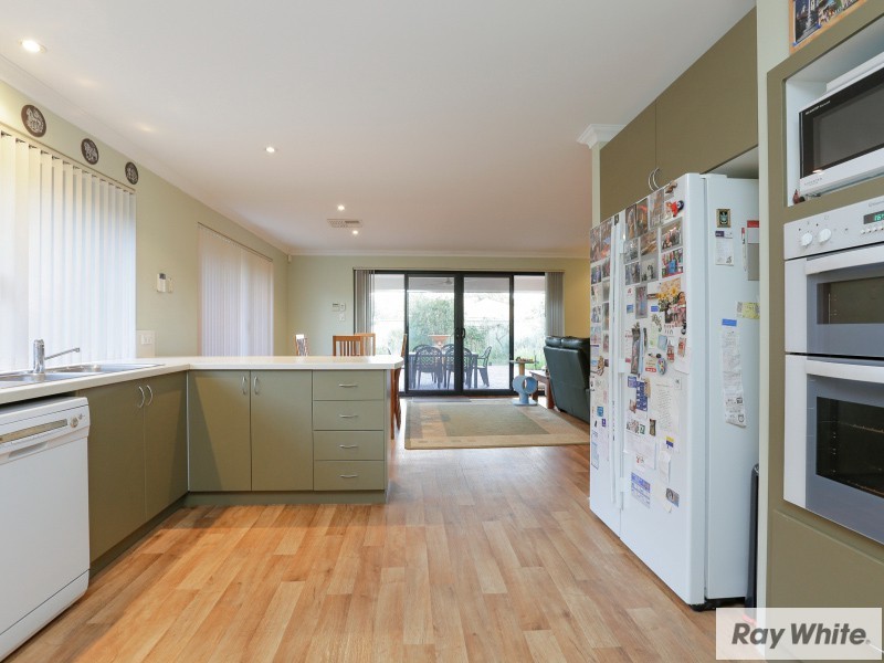 36 Woodside Loop, Beckenham WA 6107