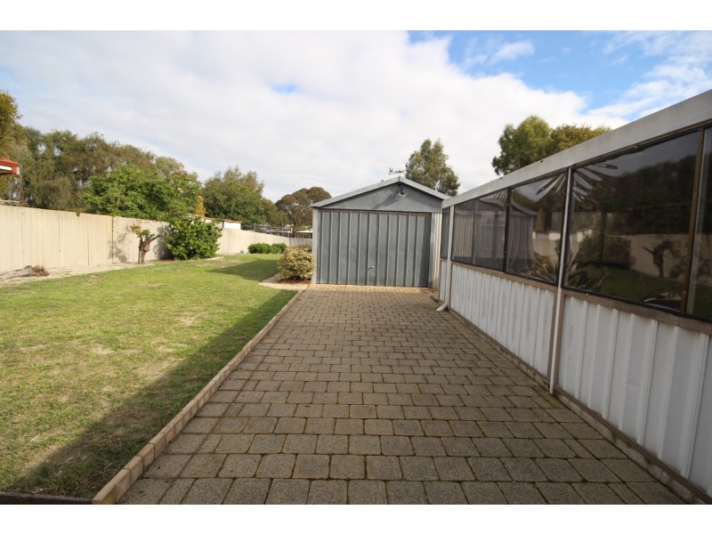 21 Streatham Street, Beckenham WA 6107