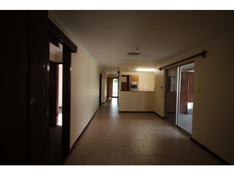 21 Streatham Street, Beckenham WA 6107