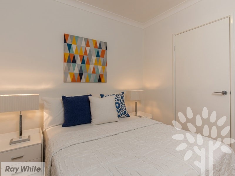 18 Whitlock Road, Queens Park WA 6107